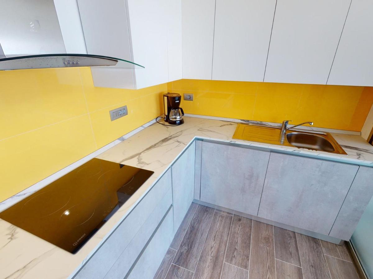 Studio Renove Face Mer Avec Terrasse A Menton, Proche Centre-Ville Et Plages - Fr-1-196-301 외부 사진